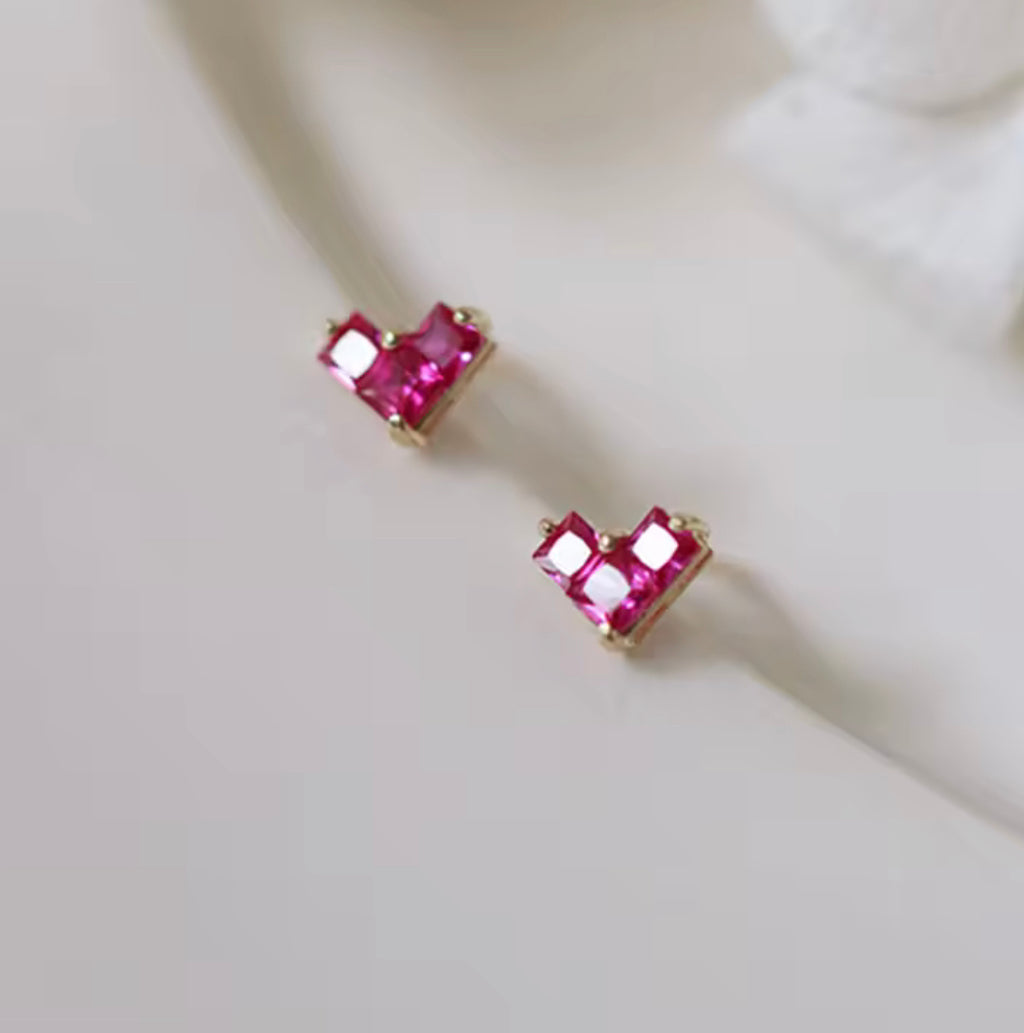 Mini Heart Studs