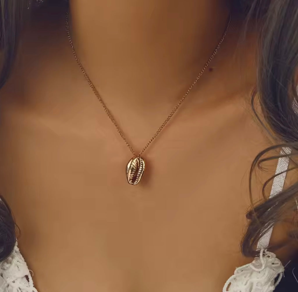 Beach Shell Boho Necklace