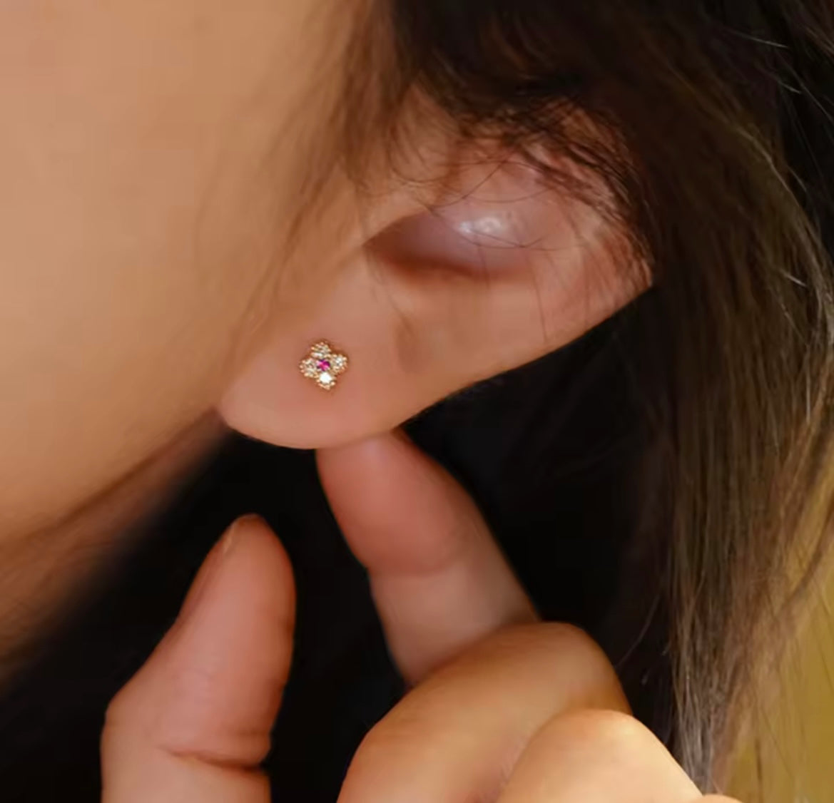 Stackable flower clover studs